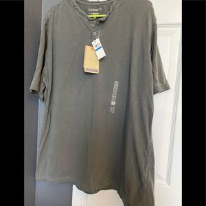 Men’s XL shirt